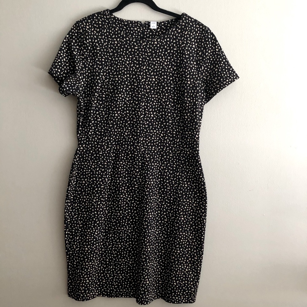 Old Navy printed sheath dress - Size L